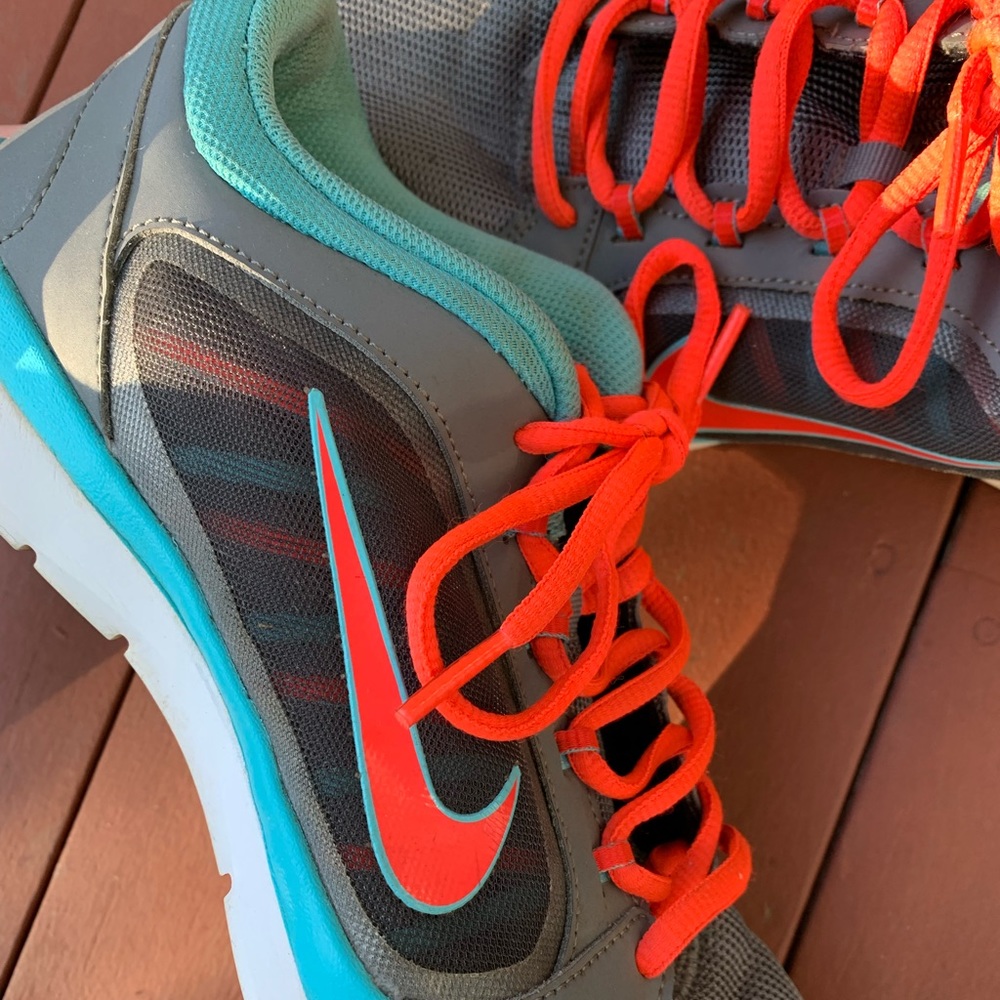 Womens Nike sneakers